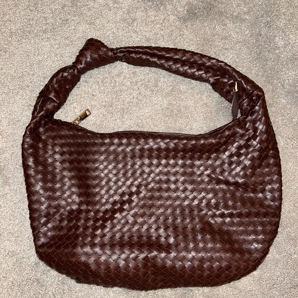 Large Brown Woven Leather Hobo Bag - Picture 2 of 2